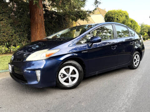 2012 Toyota Prius Two