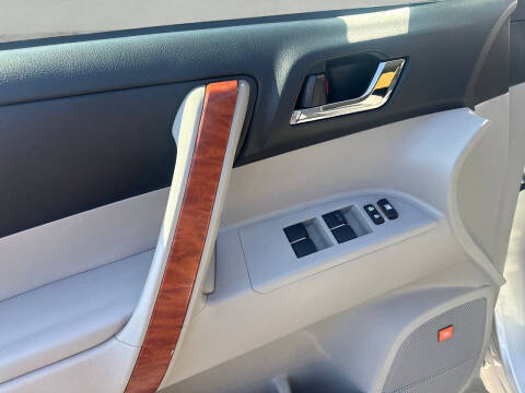 2009 Toyota Highlander Limited