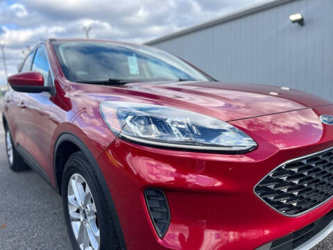 2020 Ford Escape SE