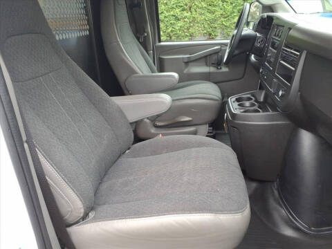 2024 GMC Savana 2500