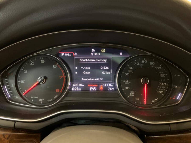 2019 Audi A4 quattro Premium 45 TFSI