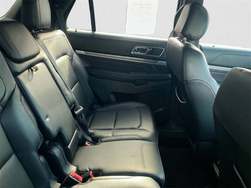 2016 Ford Explorer Sport