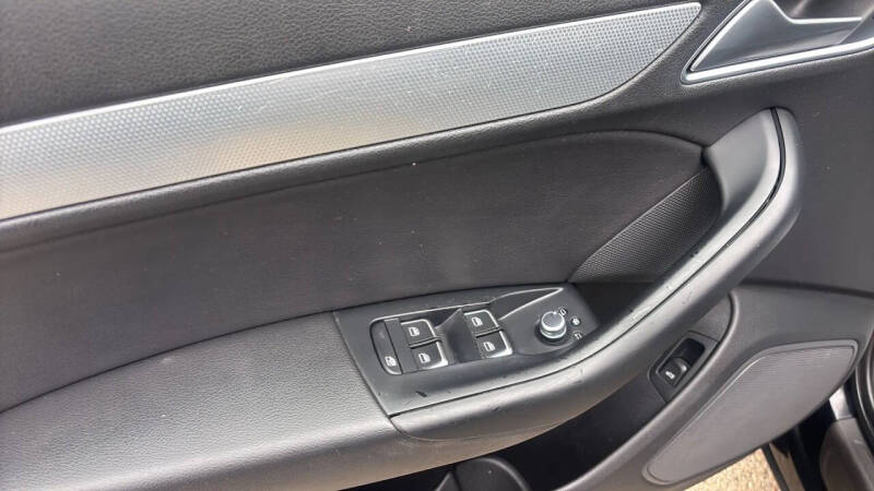 2016 Audi Q3 2.0T quattro Premium Plus