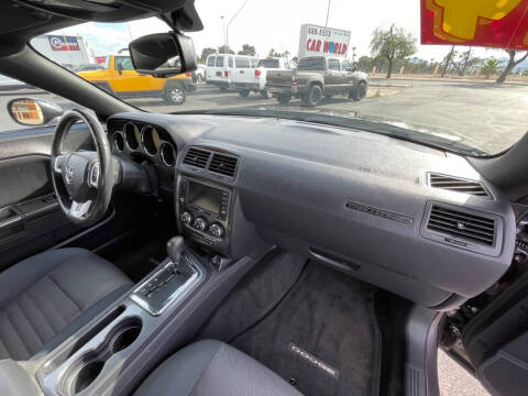 2014 Dodge Challenger SXT