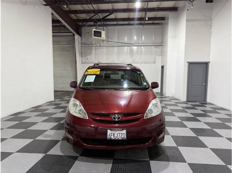 2008 Toyota Sienna