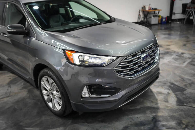 2023 Ford Edge Titanium