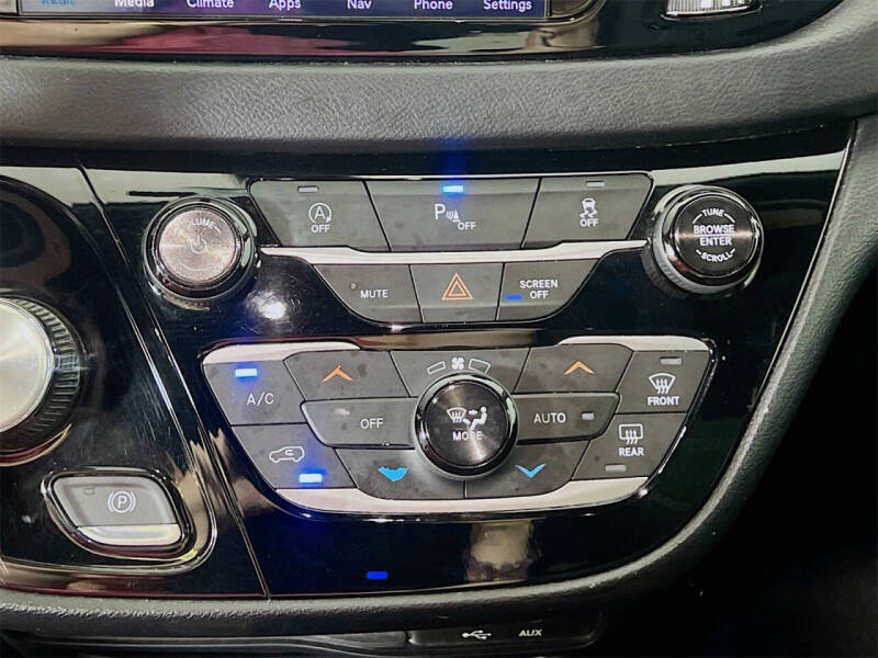 2018 Chrysler Pacifica Touring Plus