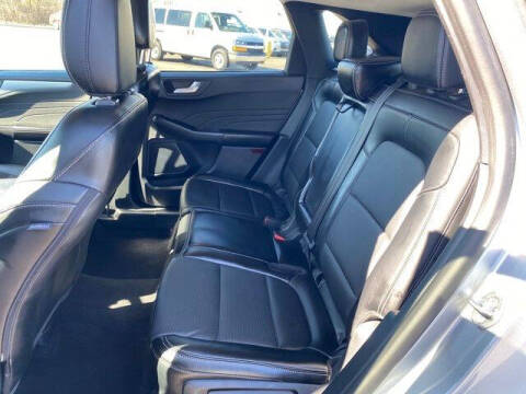 2024 Ford Escape Platinum