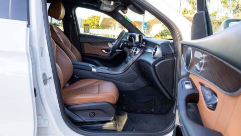 2020 Mercedes-Benz GLC GLC 300