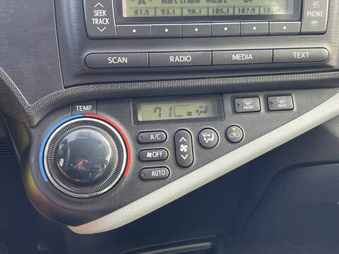 2012 Toyota Prius c Two