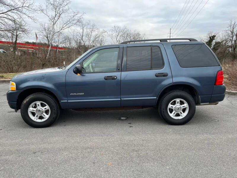2004 Ford Explorer XLT