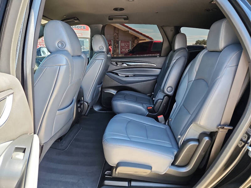 2023 Buick Enclave Essence