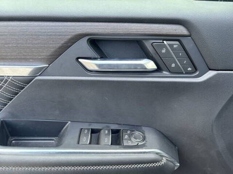 2025 GMC Acadia Denali