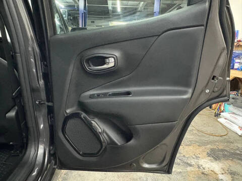 2017 Jeep Renegade Altitude