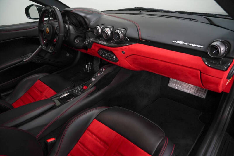 2016 Ferrari F12berlinetta