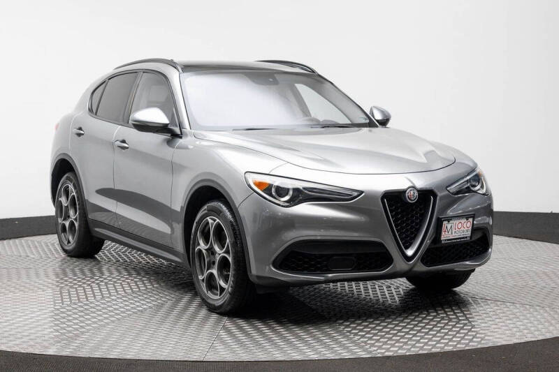 2018 Alfa Romeo Stelvio Sport