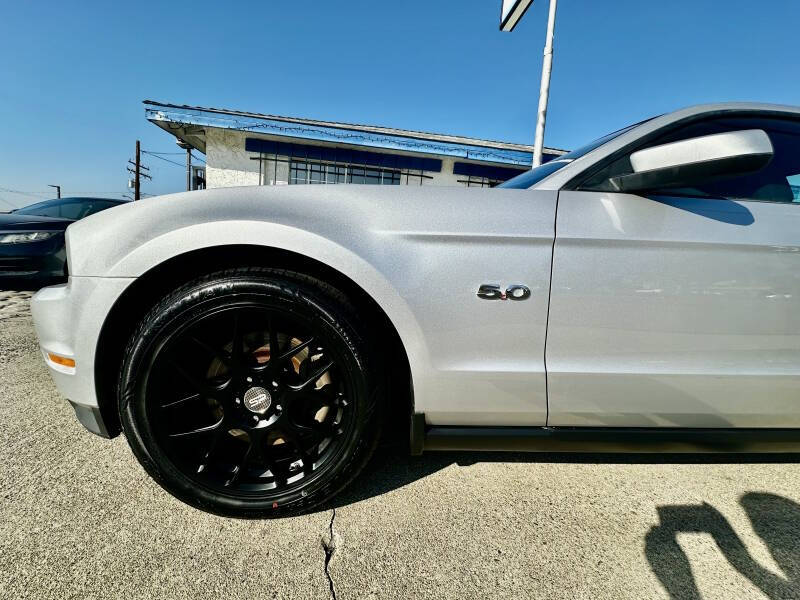 2012 Ford Mustang