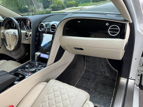 2018 Bentley Flying Spur V8