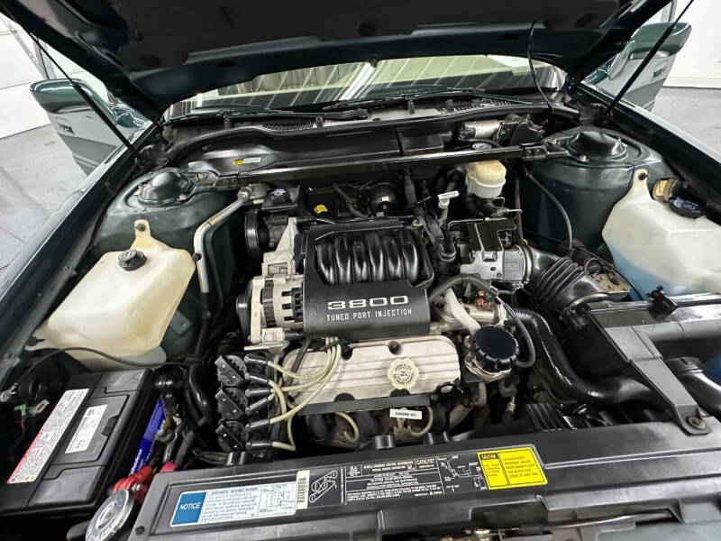 1993 Pontiac Bonneville SSE