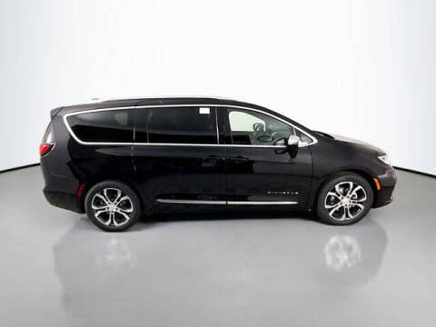 2026 Chrysler Pacifica Pinnacle