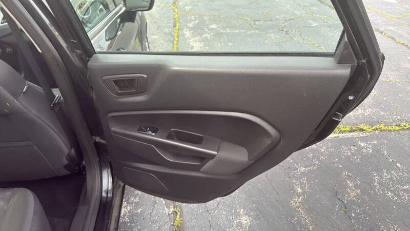 2012 Ford Fiesta SE