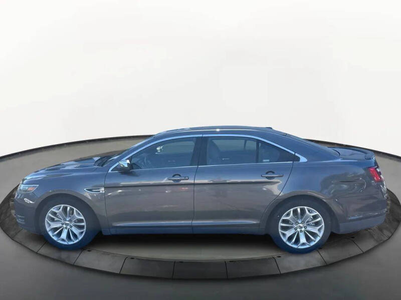 2015 Ford Taurus Limited