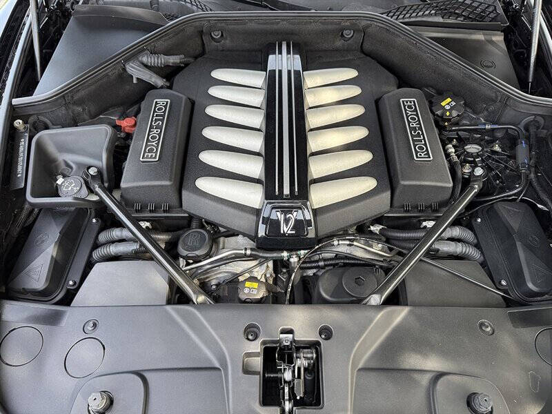 2016 Rolls-Royce Ghost 19