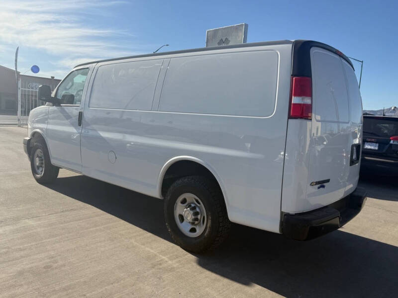 2020 Chevrolet Express 2500