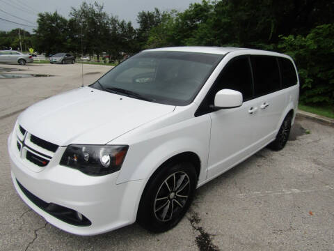 2018 Dodge Grand Caravan for sale at S & T Motors in Hernando FL