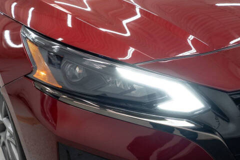 2023 Nissan Altima 2.0 SR