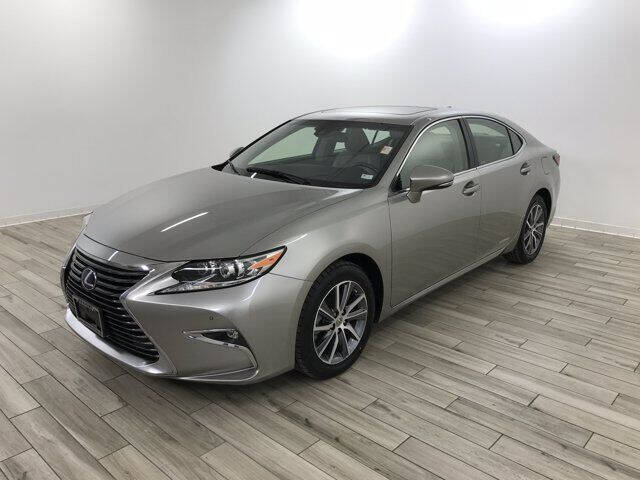 2018 Lexus ES 300h