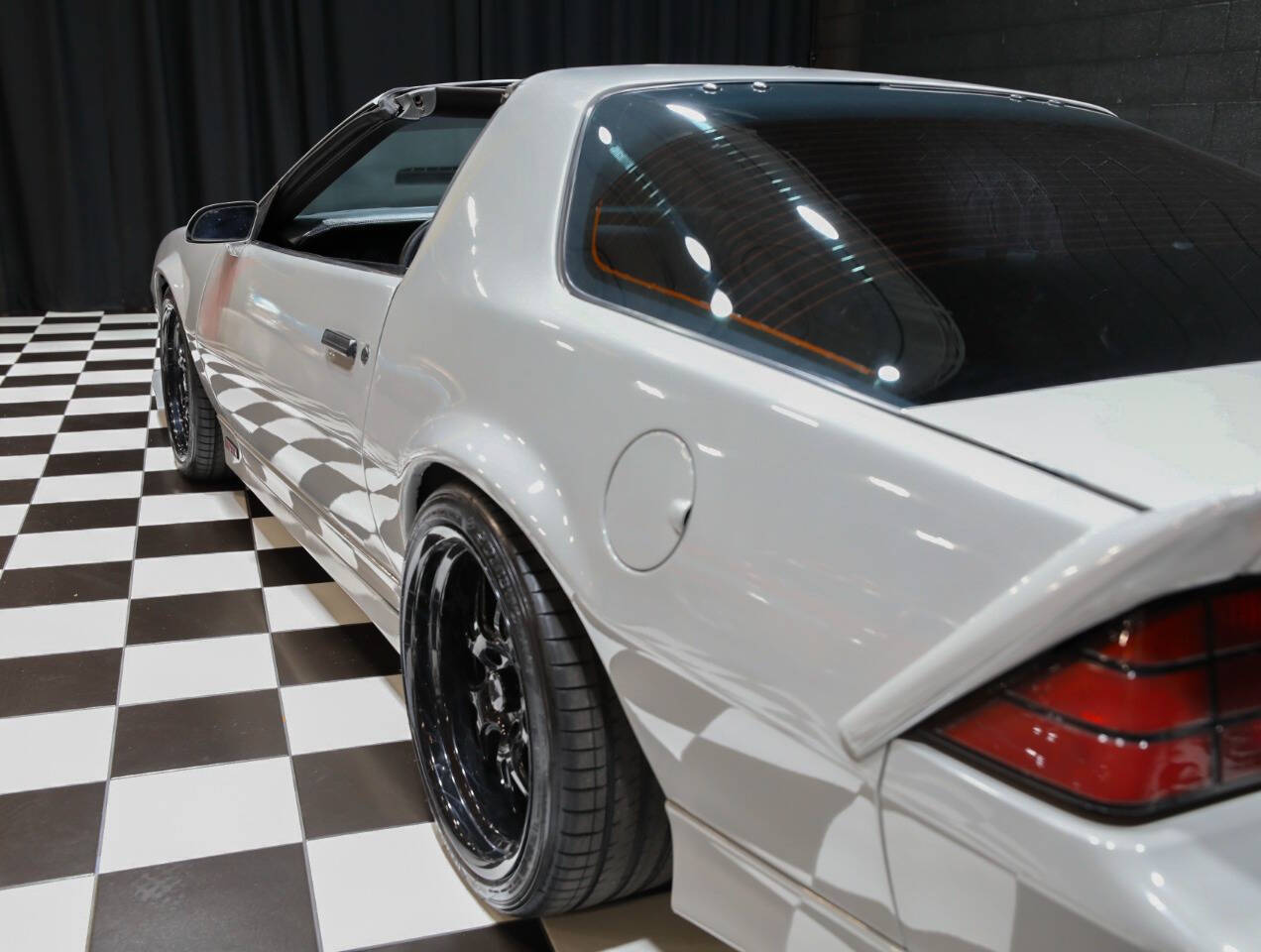 1989 Chevrolet Camaro 47