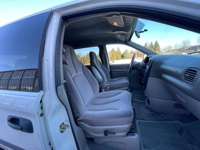 2003 Dodge Caravan SE