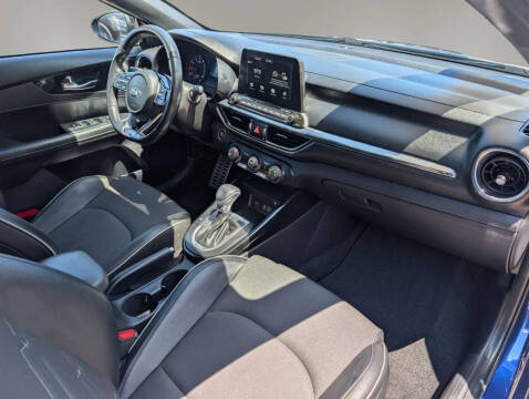 2020 Kia Forte GT Line