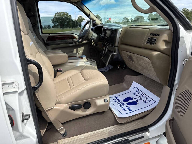 2003 Ford F-650 Super Duty