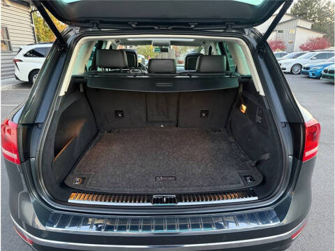 2015 Volkswagen Touareg TDI Lux