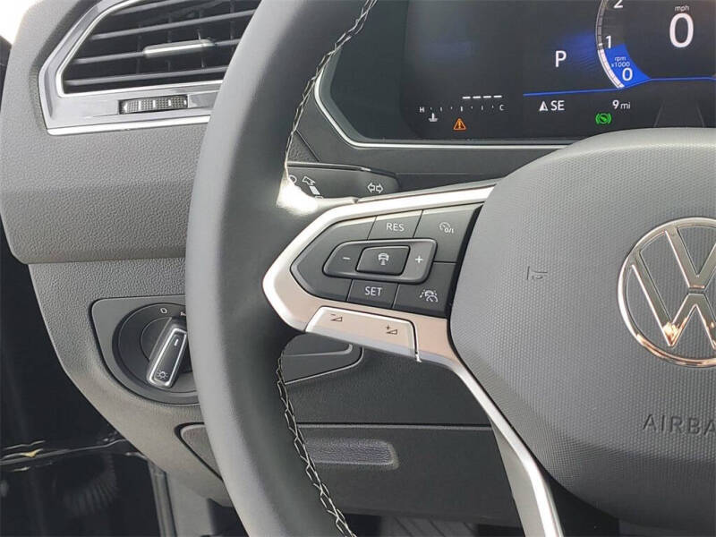 2024 Volkswagen Tiguan SE