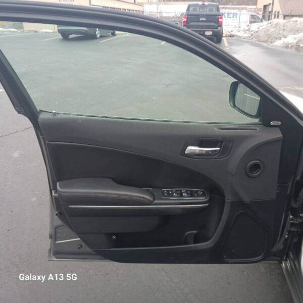 2011 Dodge Charger SE