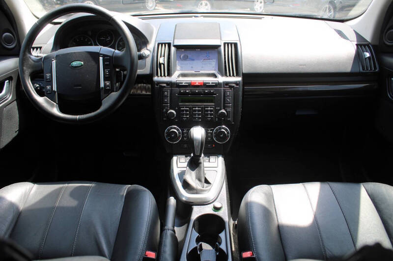 2011 Land Rover LR2