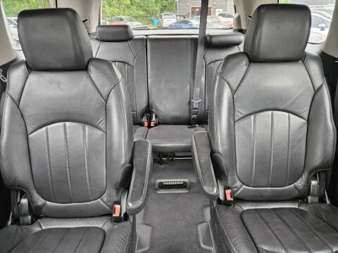 2011 GMC Acadia Denali