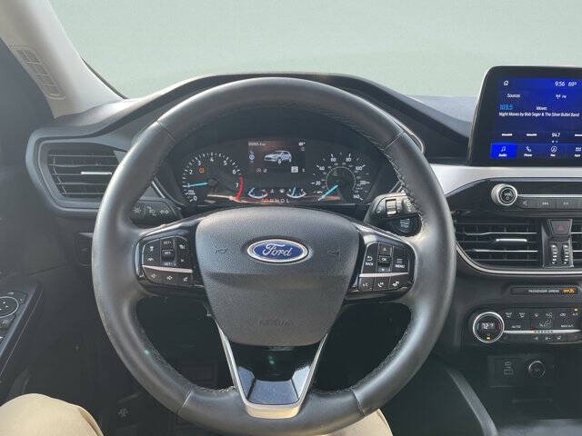 2021 Ford Escape SE