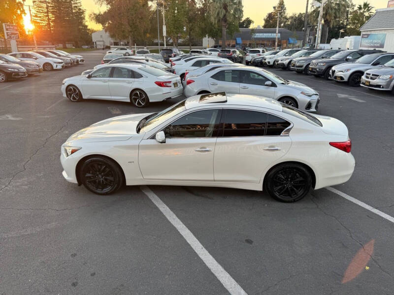 2017 Infiniti Q50 2.0T