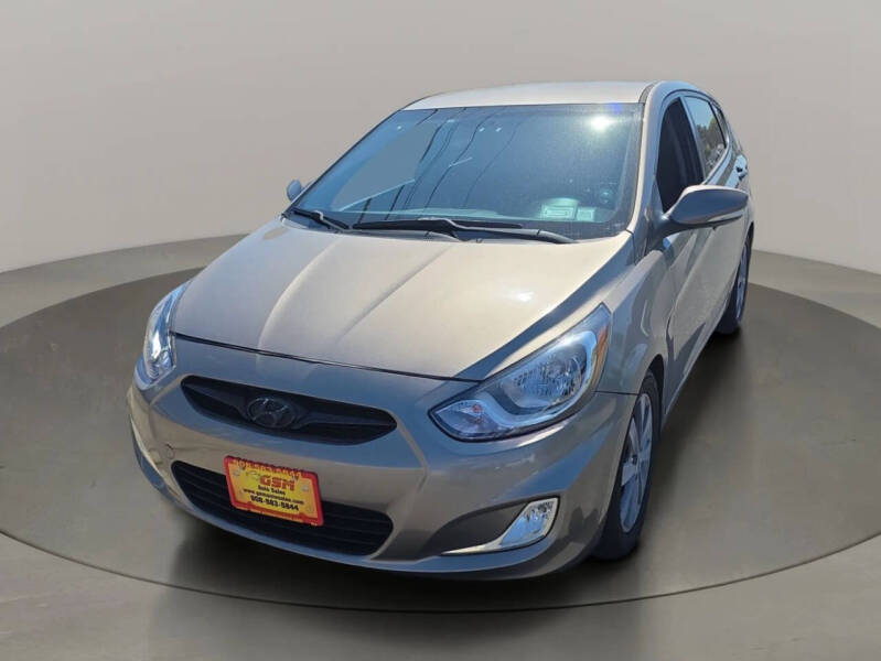 2013 Hyundai Accent SE