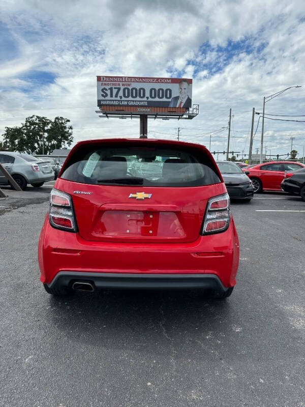 2020 Chevrolet Sonic LT