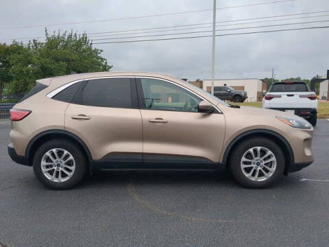 2021 Ford Escape SE