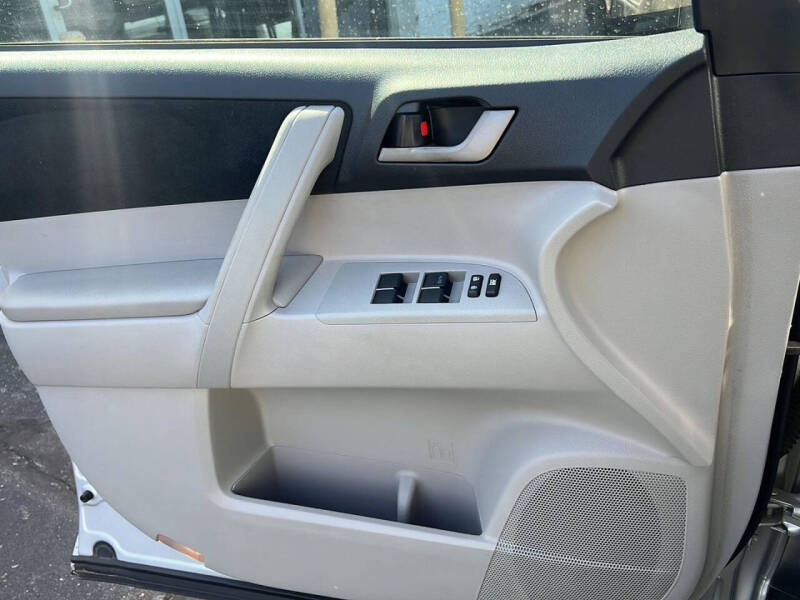 2011 Toyota Highlander