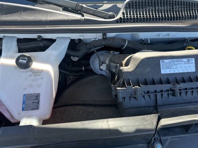 2023 Chevrolet Express 2500