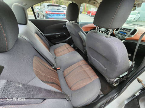 2013 Chevrolet Sonic LT Auto