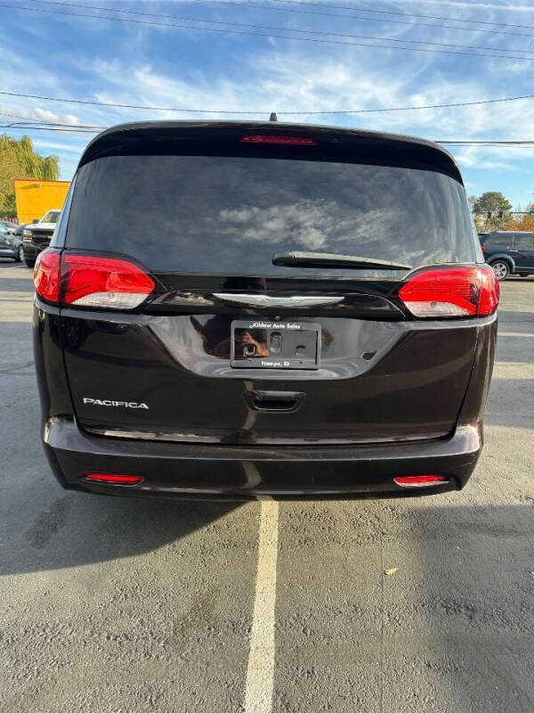 2017 Chrysler Pacifica Touring