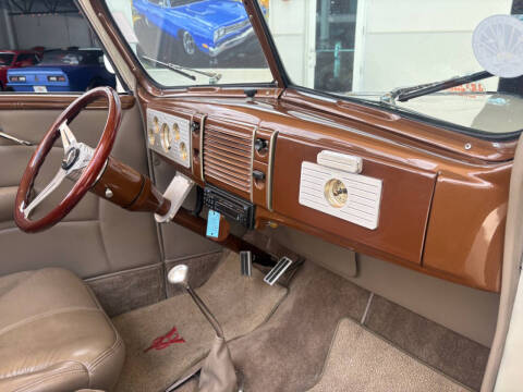 1939 Ford Deluxe